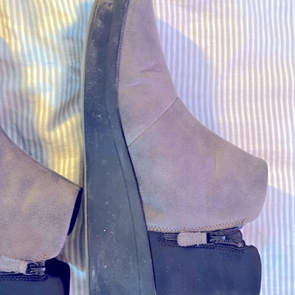 ⭐️CLARKS CLOUDSTEPPER Step Rise Up Leather Ankle Boots, Wm. Sz.10🌻 - Picture 9 of 15